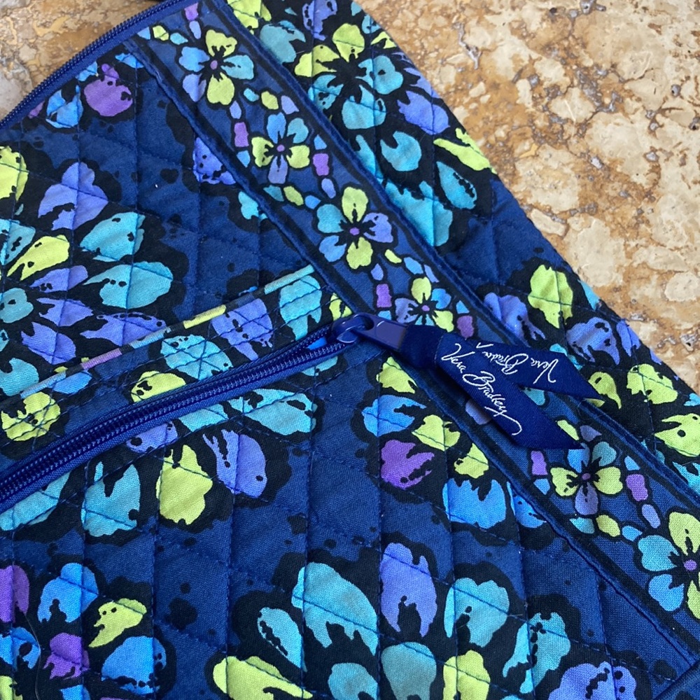 Vera Bradley blue  floral handbag purse - Picture 9 of 9